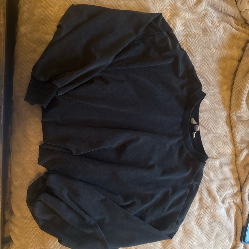 Black Crewneck Sweatshirt